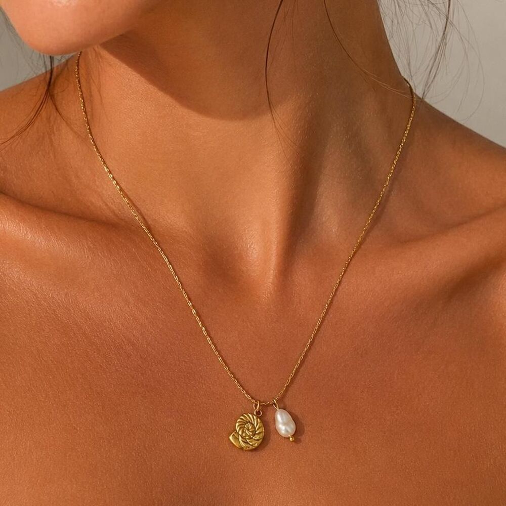 seashell pearl necklace D94